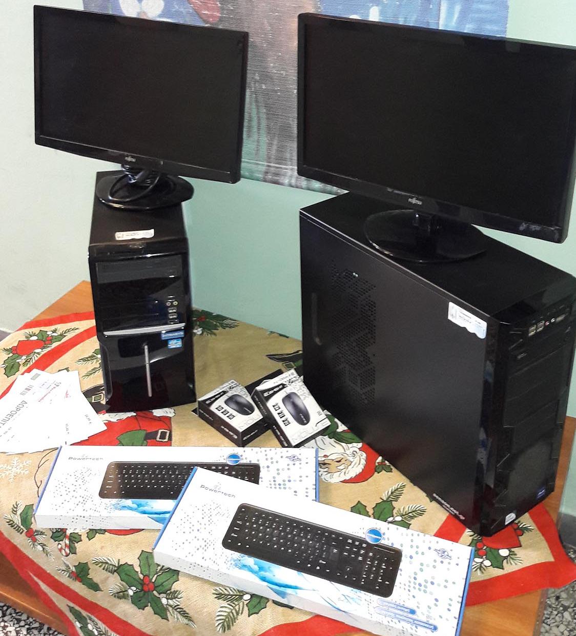 Computer and vouchers for the children of the orphanage Arsis