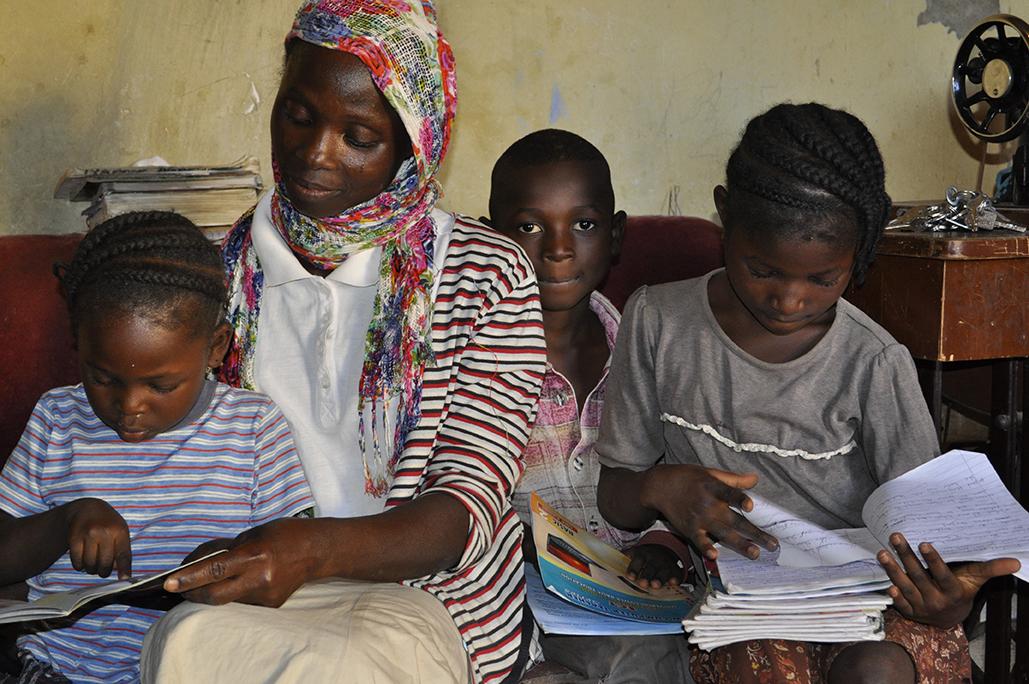 Bildung für die ärmere Bevölkerung in Nigeria