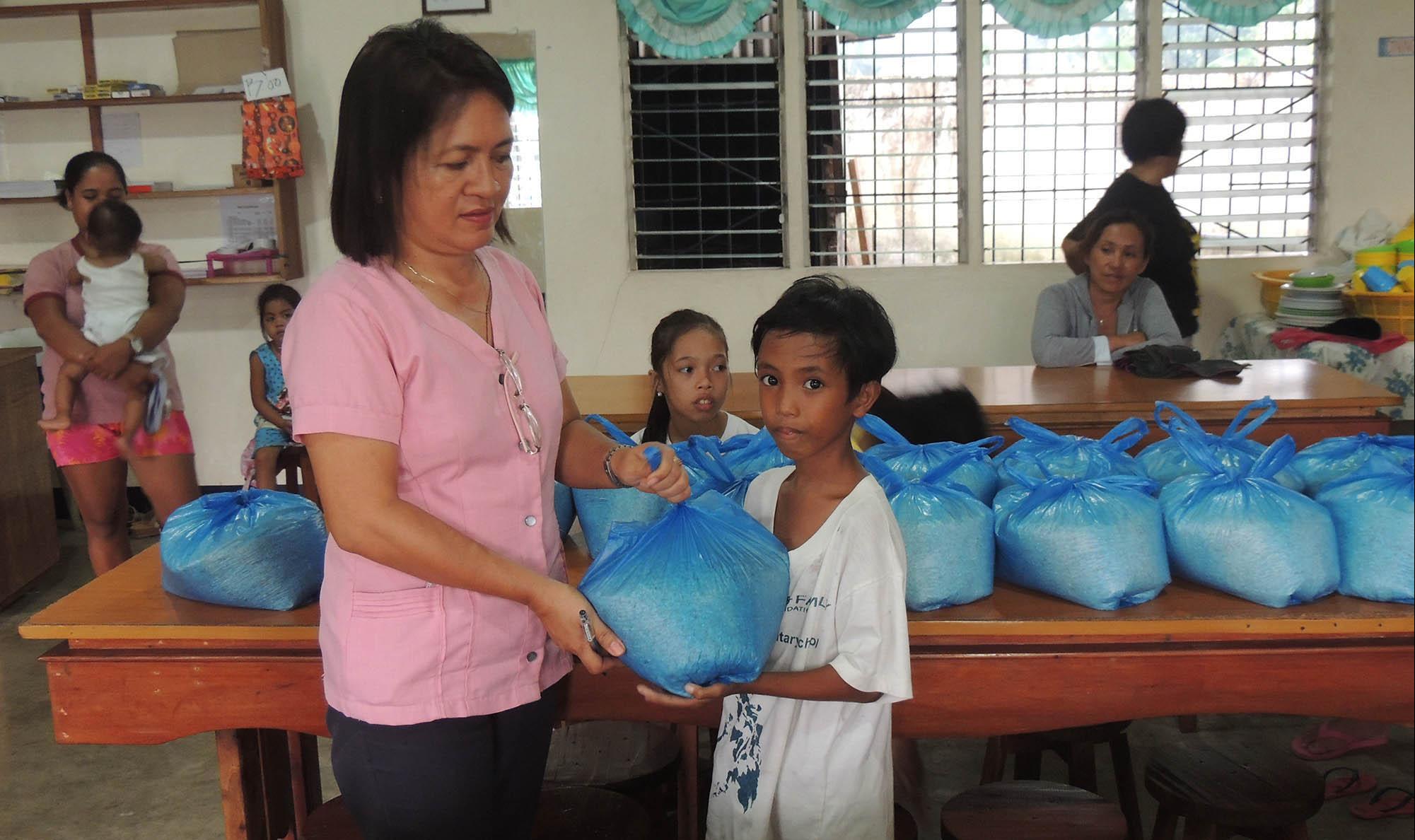 San Roque Elementary School – Christmas - Educational Project of the Child & Family Foundation