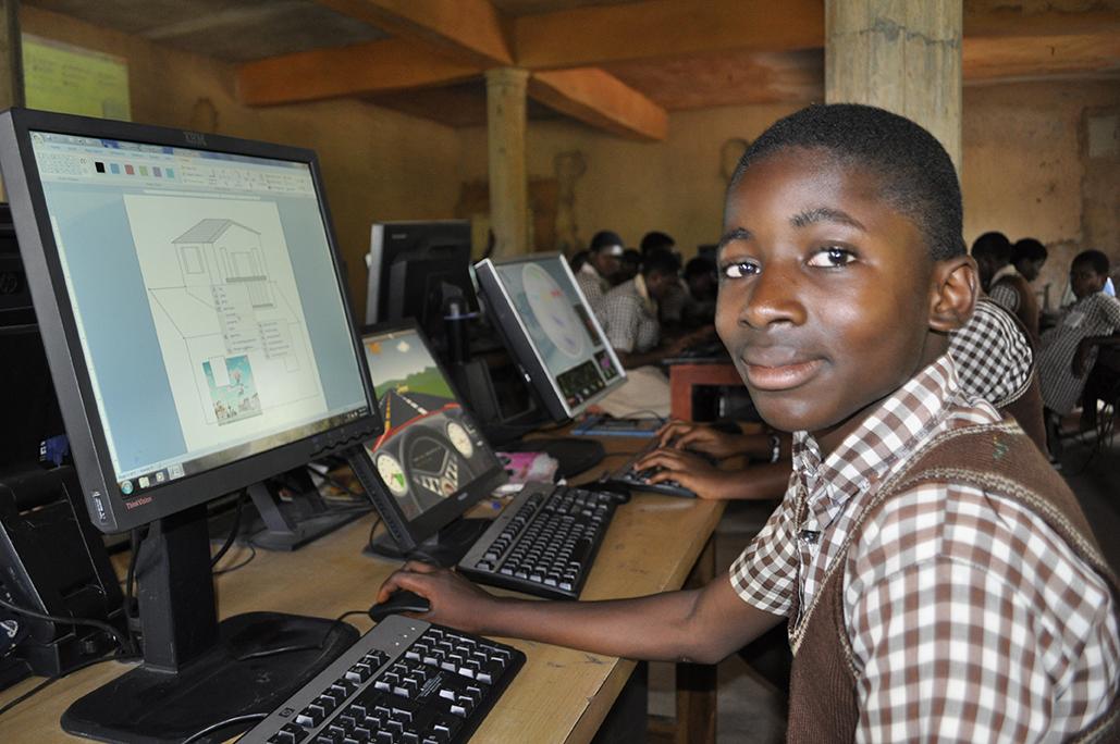 Computerrunterricht in Nigeria