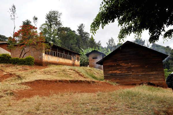 Sanierungsbedüfrtiges Schulgebäude Shimbwe Chini