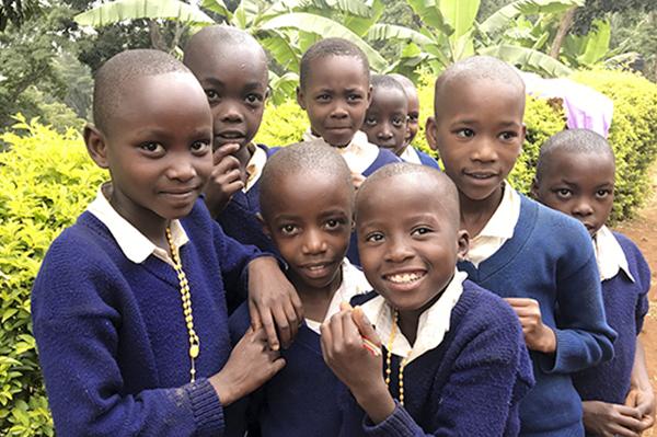 Schoolkids in Tanzania Si Shimbwe School