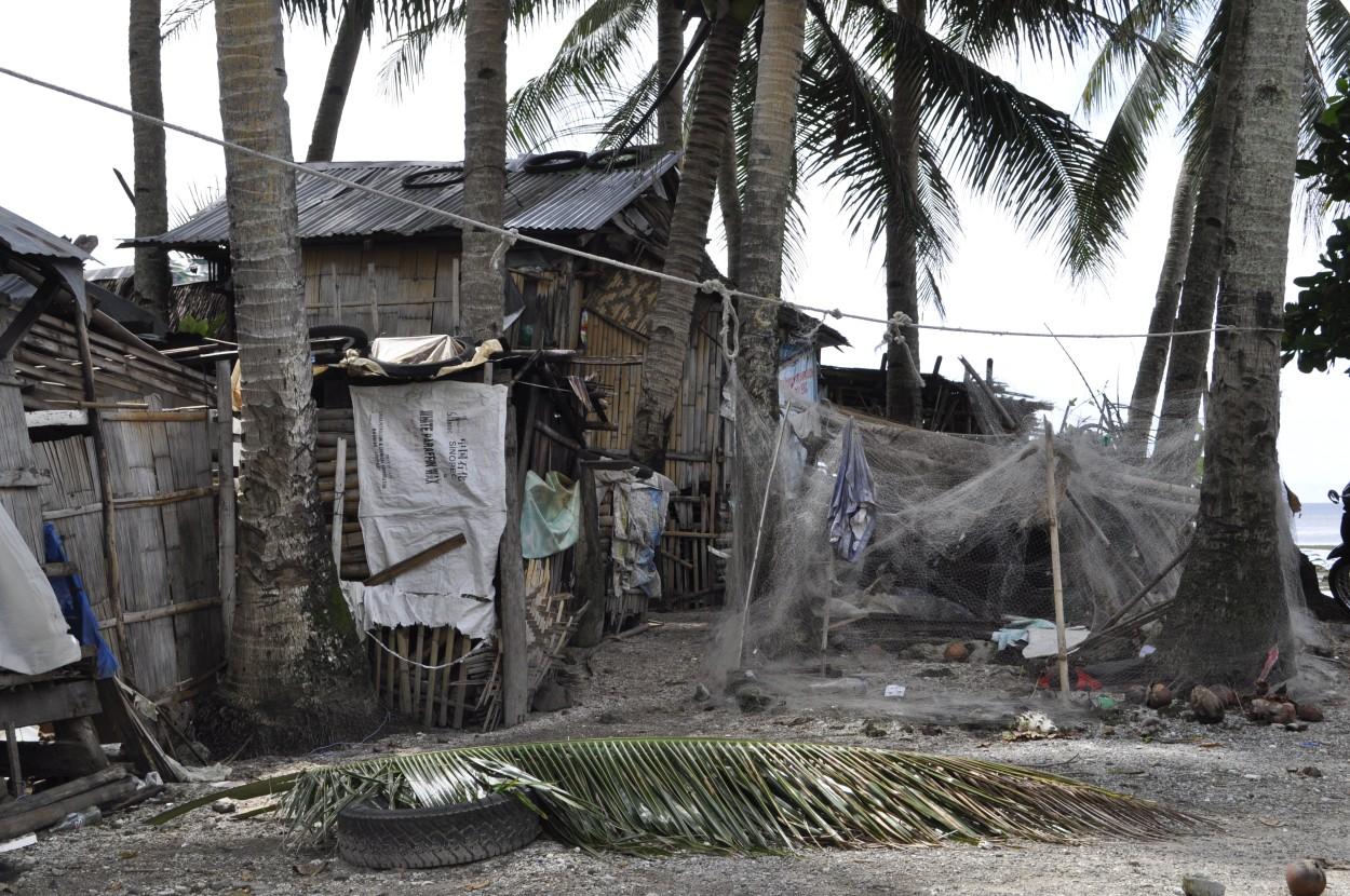 poor children Philippines