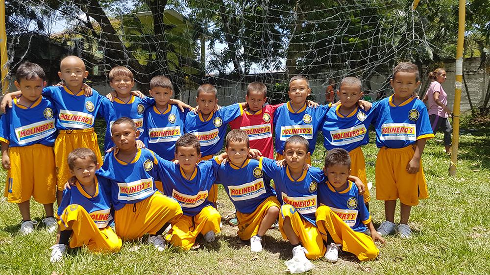 The first football tournament for the pre-school team - Escuela Lyoness