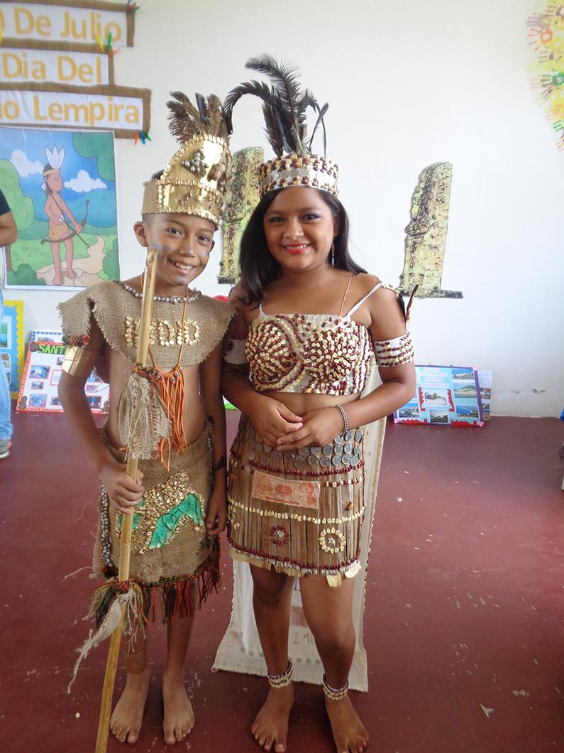 Celebrating the national hero Lempira - Escuela Lyoness