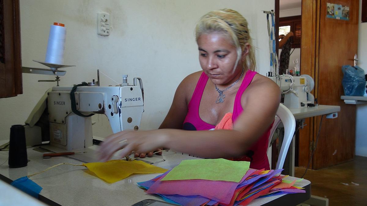 Recycling Project in Brasil - Projeto Textil Child & Family Foundation