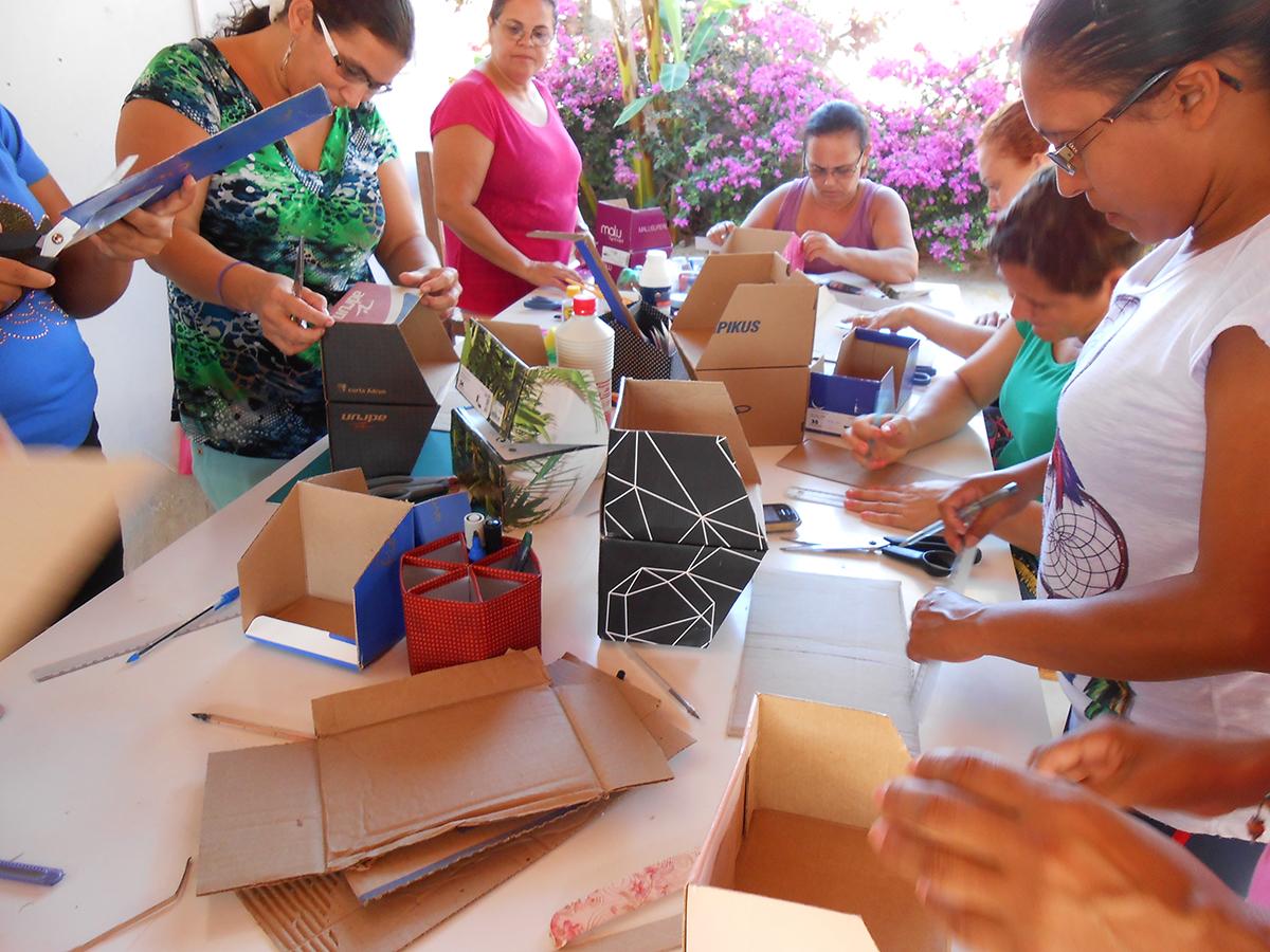 Recycling Project in Brasil - Workshop - Projeto Textil Child & Family Foundation