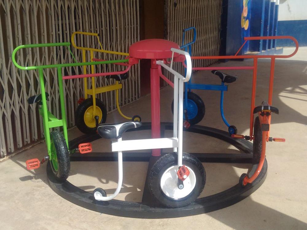 Amina Zwindila Foundation School - New children's playground assembled