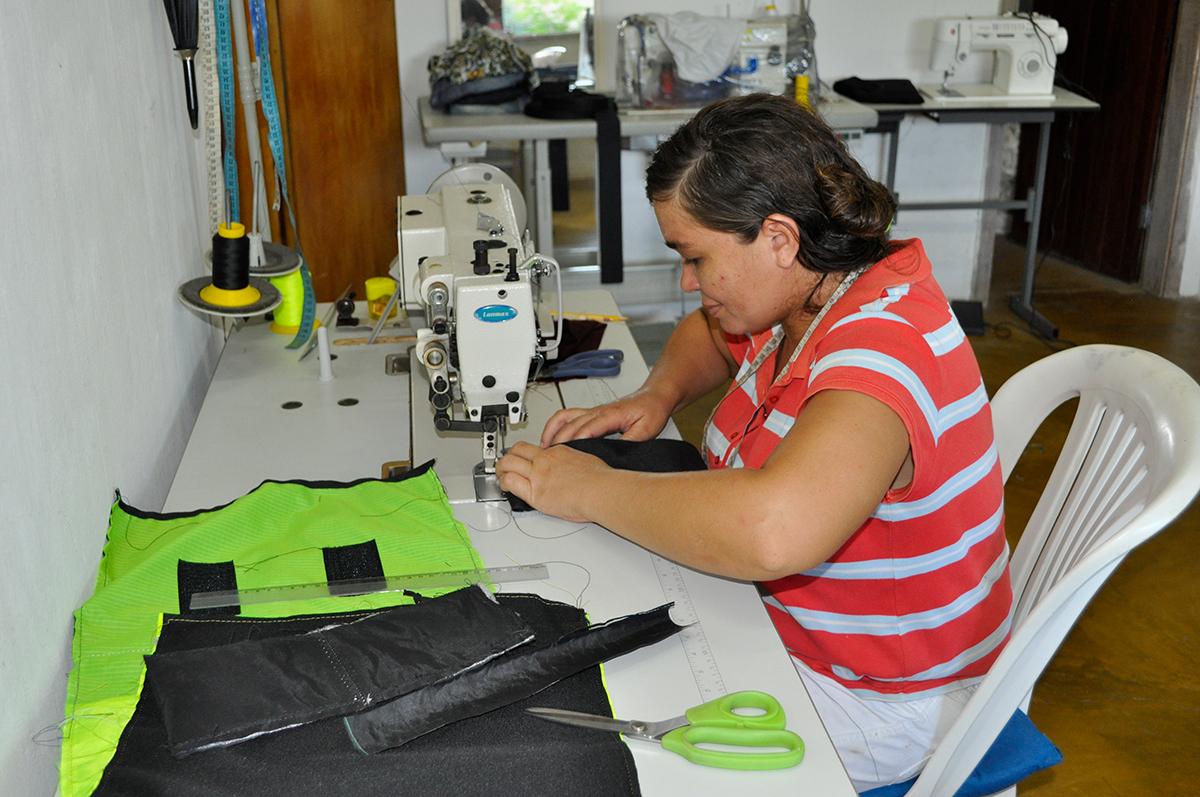 Recycling Project in Brasil - Projeto Textil Child & Family Foundation 