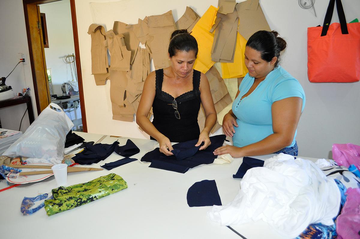 Recycling Project in Brasil - Projeto Textil Child & Family Foundation 