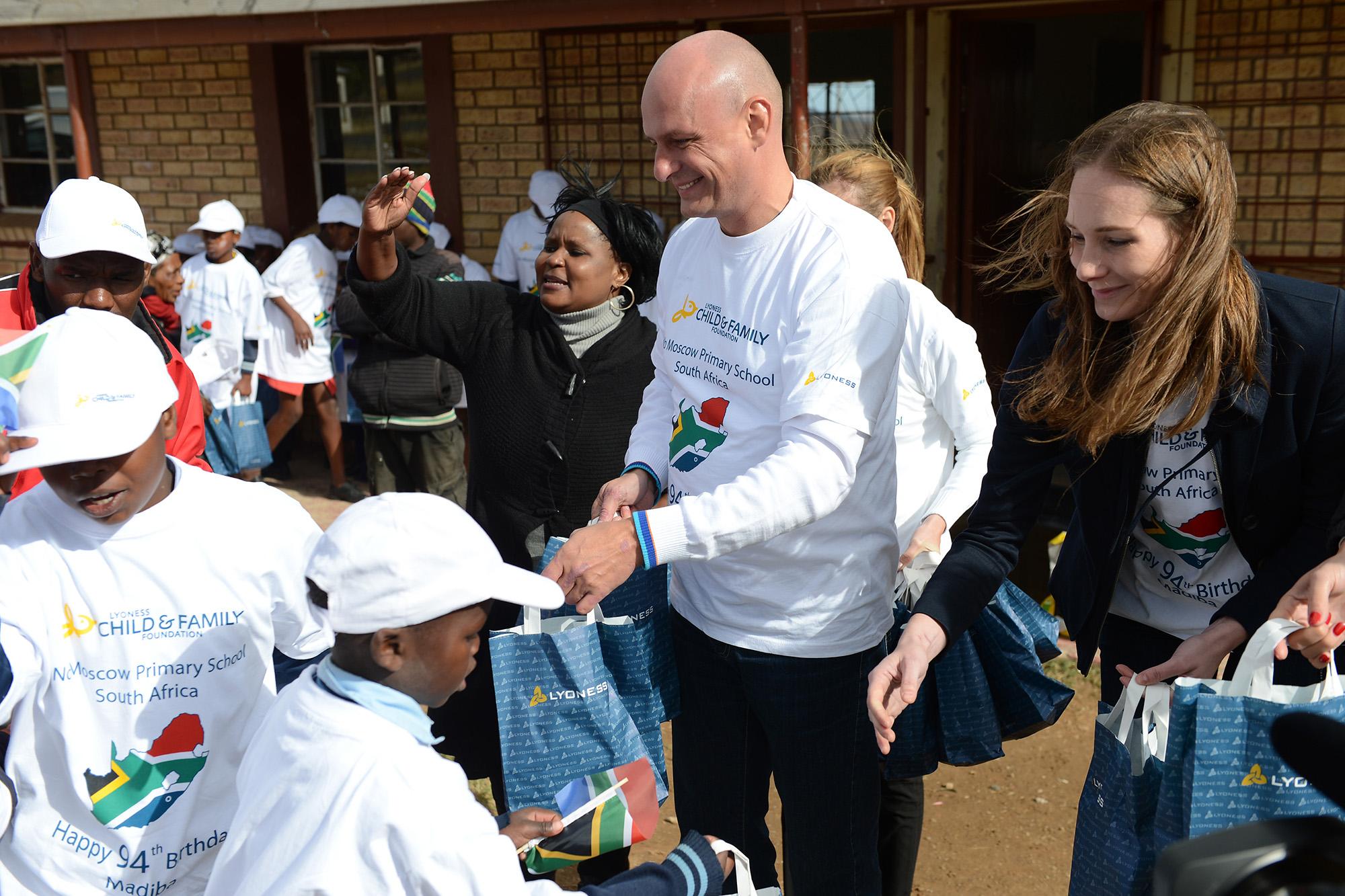 Dr. Nelson Mandela family and Child & Family Foundation give children in South Africa a future 