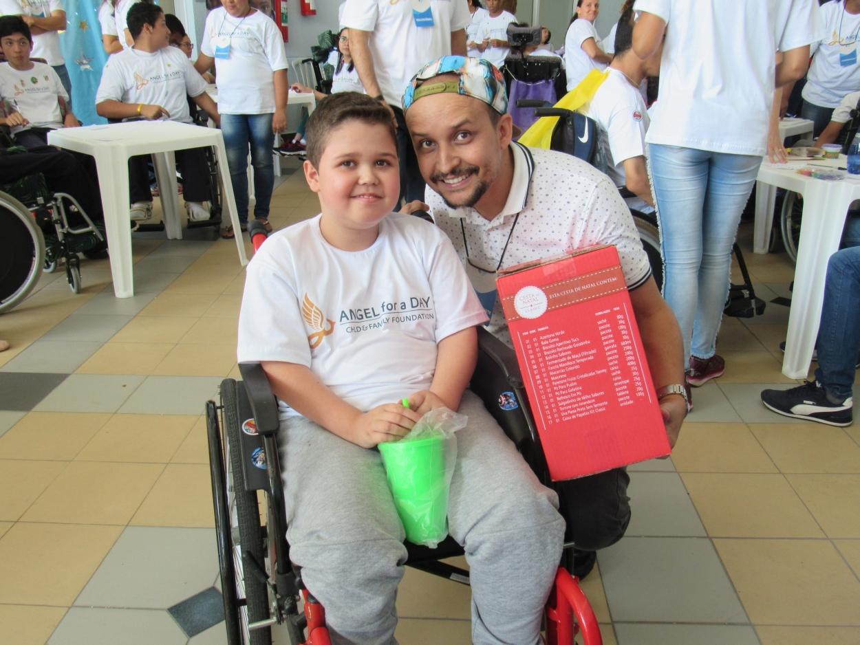 Equal opportunities for children in Brazil in a wheelchair