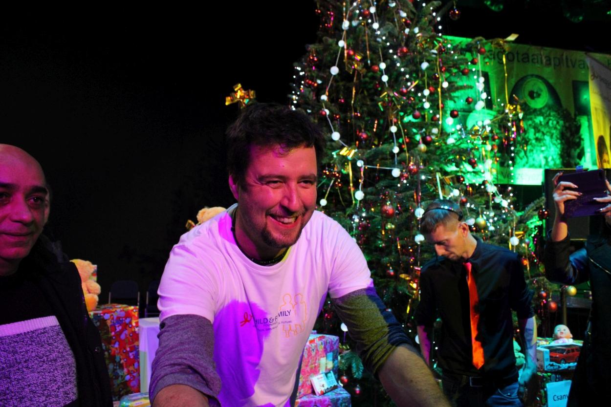 Weihnachtsaktion 2019 der myWorld Gruppe