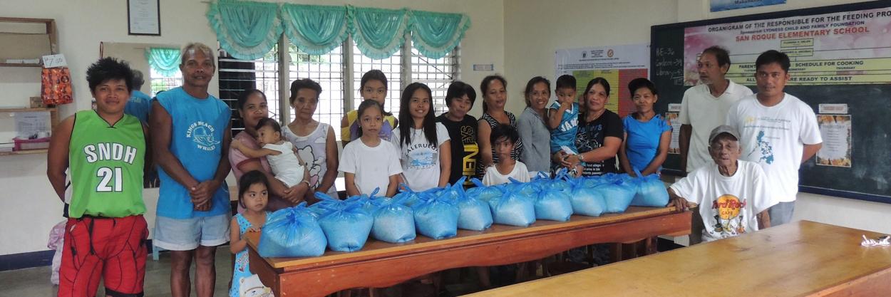 San Roque Elementary School – Weihnachten - Ein Bildungsprojekt der Child & Family Foundation