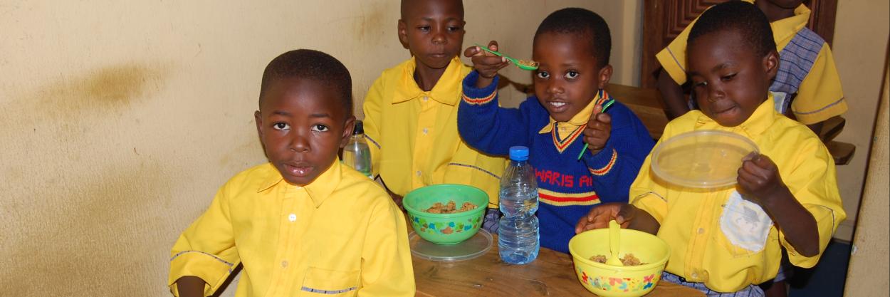 Ernährungsprogramm Amina Zwindila Foundation School NIgeria